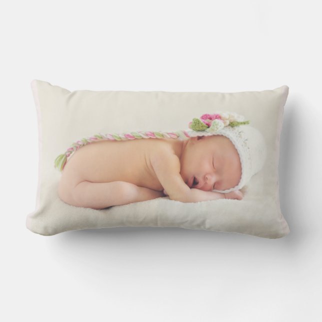 NYFÖDD SÖMNANDE BABY KUDD LUMBARKUDDE (Framsida)