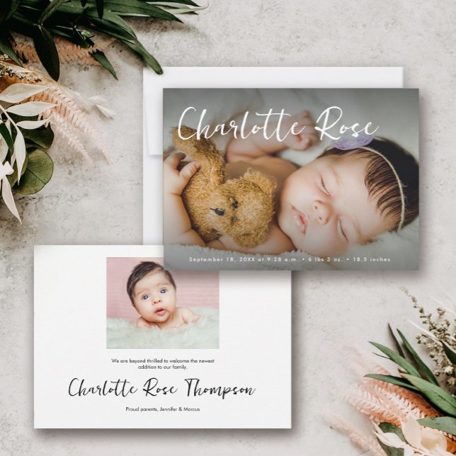 Nyfödda Flicka Modern 2-bilder Anpassningsbar Stat Meddelande (Baby girl birth announcement custom name 2 photos card.)
