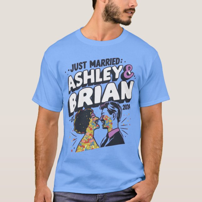 Nygifta: Ashley & Brian – Est. 2024 T Shirt (Framsida)