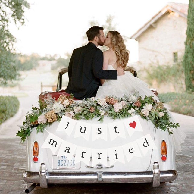 Nygifta Bröllopsflyktbil Vimplar (Just Married Wedding Getaway Car Bunting Flags)