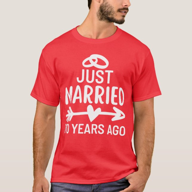 Nygifta för 70 år sedan bröllopsjubileum fami t shirt (Framsida)