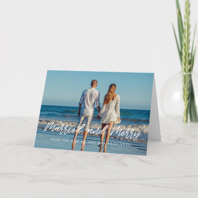 Nygifta med modern vit fontän helgkort (Framsida)