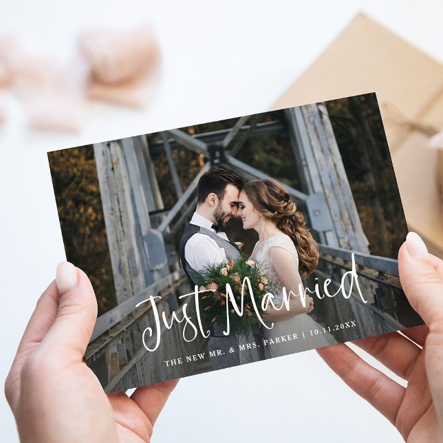 Nygifta | Rustik Foto-Elopement med handskriven st Meddelande (A stylish marriage announcement with your photo and rustic script)