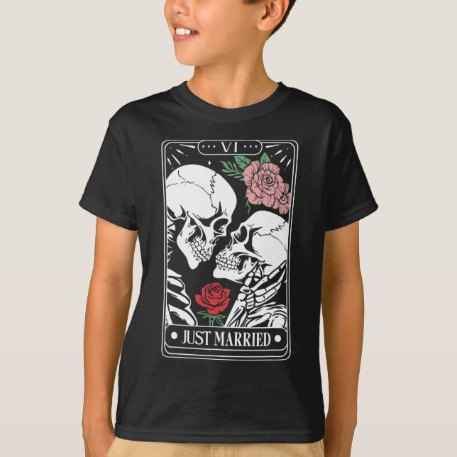 Nygifta Tarotkort Halloween Skelettpar  T Shirt (Framsida)