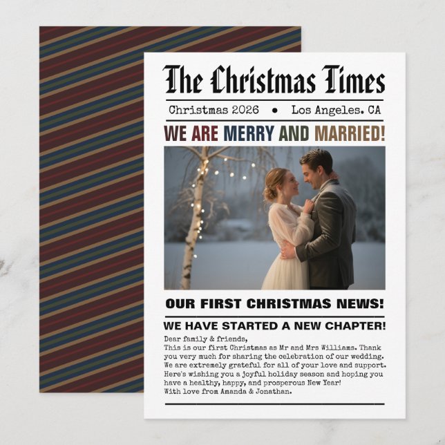 Nygifta Vår Första Jul Tidningsstil Foto Julkort (Fram/baksida)