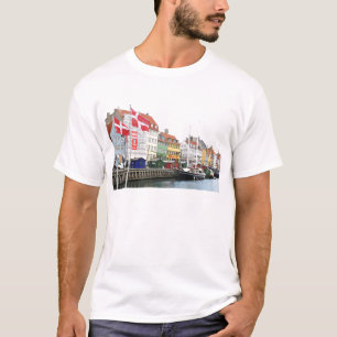 Nyhavn kanal i Köpenhamnen, Danmark Tee Shirt