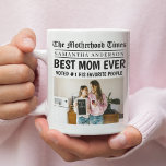 Nyhetsbild för bästa Mamma någonsin-Personlig Kaffemugg<br><div class="desc">Börja Mamma dag med ett leende och en sipp! Den här anpassningsbarna kaffe mugg har en roligt tidning-stil-layout med rubriken "Bästa Mamma någonsin", personlig namn och foto. En tankfull gåva till Mor Dag, födelsedagar eller just därför att - perfekt från barn eller barnbarn för att visa Mamma är hon högst...</div>