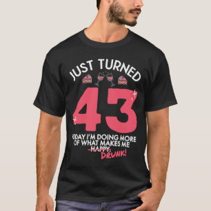 Nyligen blev 43 Vin drickande 43:e födelsedagskrub T Shirt