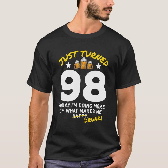 Nyligen blev 98 öl drickande 98:e födelsedagsrytta t shirt (Framsida)