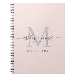 Nyligen framträdde Monogram Namn Year Silver Rosa Anteckningsbok