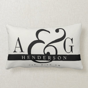 Nyligen Minted Matrimonypars Monogram Lumbarkudde