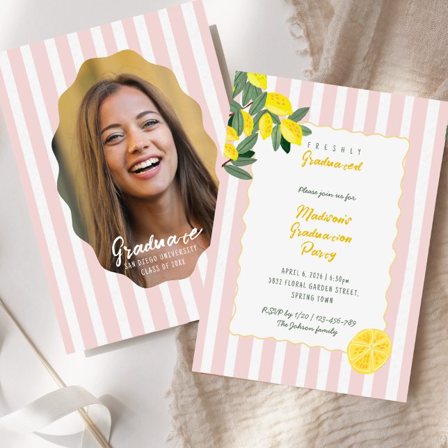 Nyligen Utexaminerad Lemon Stripe Examenfest Inbjudningar (Freshly Graduated Lemon Stripe Graduation Party Invitation)
