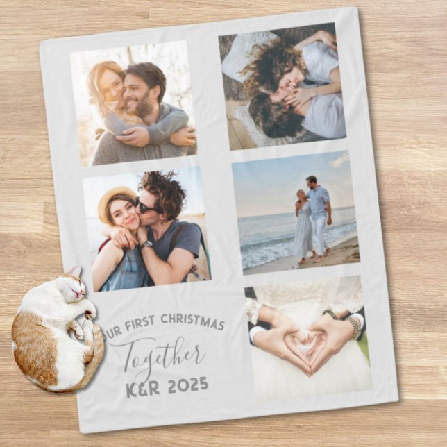 Nyligen var vår första julfoto tillsammans fleecefilt (Newly Weds Our First Christmas Together Photo Fleece Blanket)