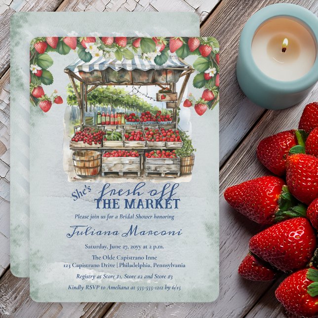 Nyss Komna Från Marknaden Jordgubb Bröllopsfest Inbjudningar (Fresh Off the Market Strawberries Farmer's Fruit Stand Distressed Blue Bridal Shower Invitation)
