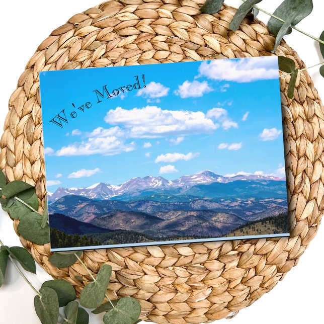 Nytt adress meddelande om vi har flyttat bergen vykort (Mountain Move Announcement Card: Announce your move with breathtaking mountain views.)