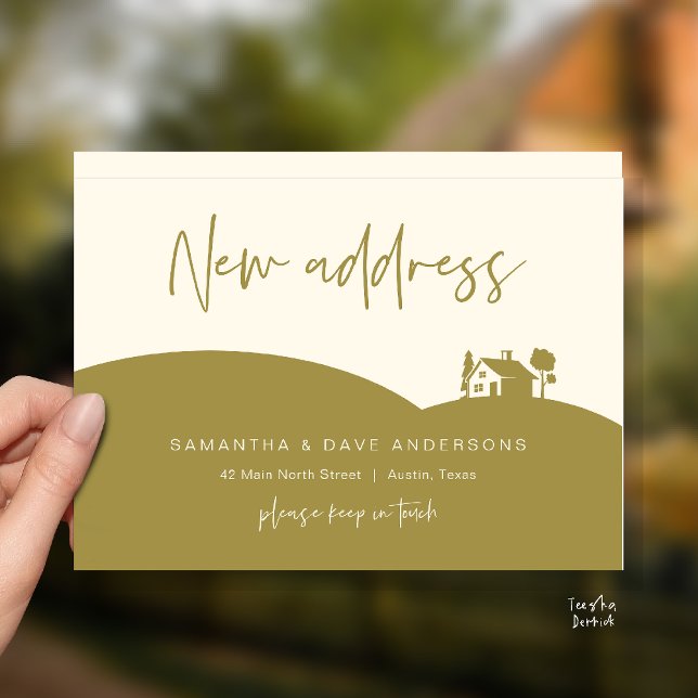 Nytt adress tillkännagivande för litet hus (New Home Address Announcement, Little House Postcard in yellow gold)