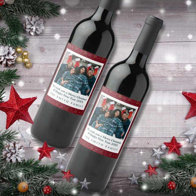 Nytt års foto och Hälsning i Julgranar Vinflaska Etikett (Customizable Wine Label with modern lineart christmas trees and season greetings with family photo)