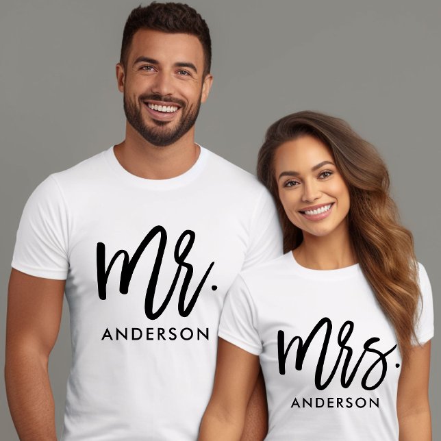 Nytt Groom Modern Script med Namn T Shirt (Skapare uppladdad)