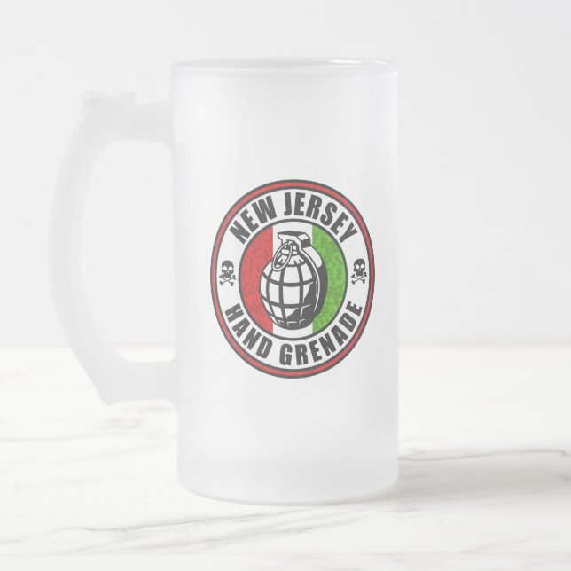 Nytt - jerseyen räcker granaten frostat ölglas (Vänster)