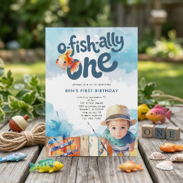 O-fisk-ally En pojke fiskare 1-årsdag Inbjudningar