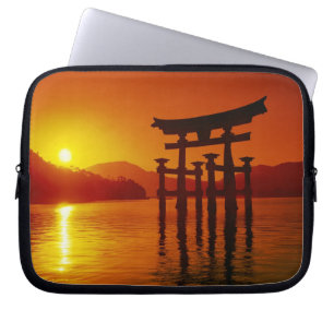 O-Torii Porten, Itsukushima helgedomen, Miyajima, Laptop Sleeve
