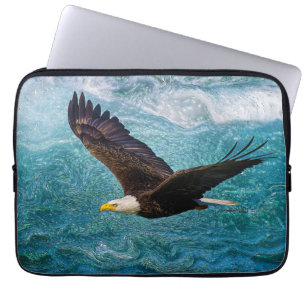 Öagle Soaring ovanför stormen Laptop Fodral