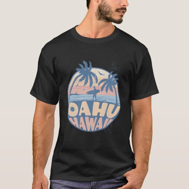 Oahu Hawaii Beach Surf Summer Vacation T Shirt (Framsida)