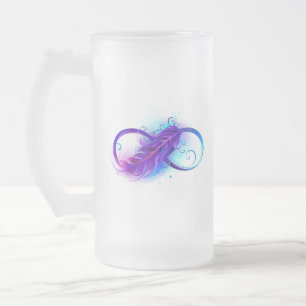 Oändlighet med lila fjäder frostat ölglas