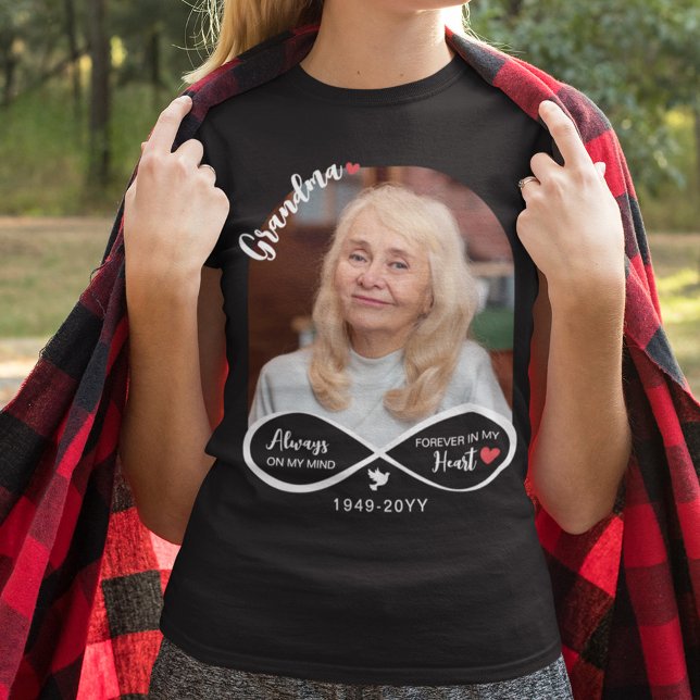 Oändligt Foto Grandma Memorial T Shirt (Skapare uppladdad)