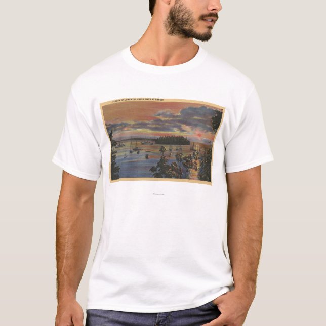 Öar av lägre Columbia River på Sunsetand T Shirt (Framsida)