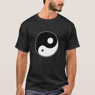 Obalanserad YIN-YANG för mörka färger T-shirt