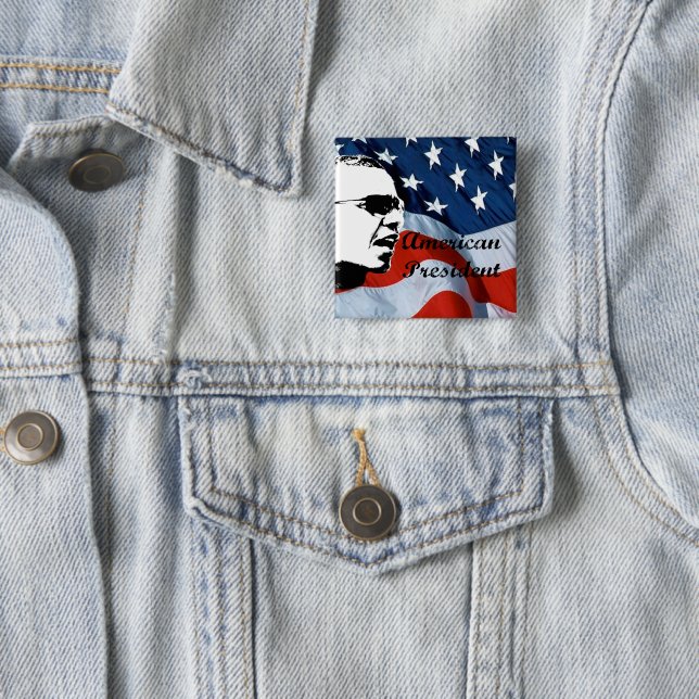 Obama Gifts 2 Knapp (In Situ)