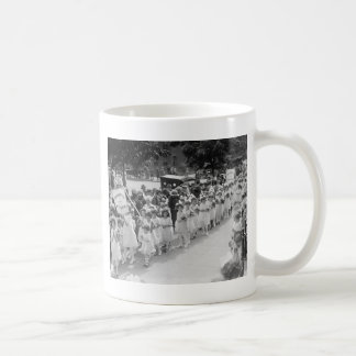 Obefläckad befruktning, Mary procession: 1923 Kaffemugg