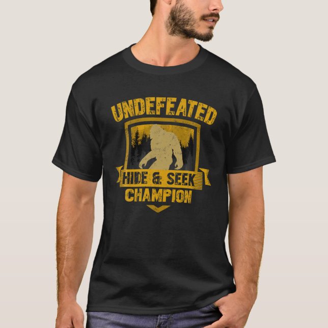 Obesegrad Göm och sök skjorta med Champion T Shirt (Framsida)