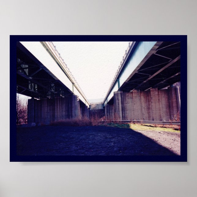 Obeslutsam Bridge Poster (Framsidan)