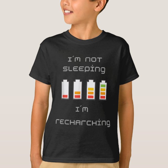 Obryggad & Energigivande_ Coolt batteridesign  T Shirt (Framsida)