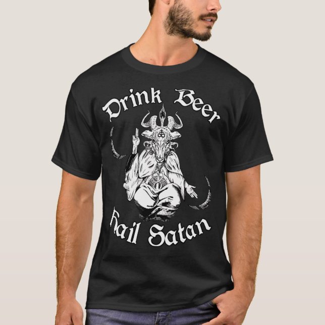 Occult Satanic Goth Baphomet Drink Beer Hail Satan T Shirt (Framsida)