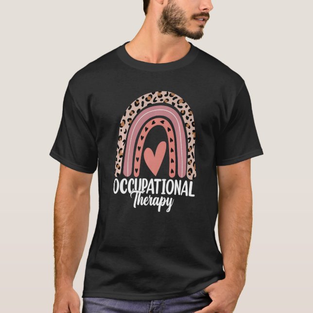 Occupational Therapy OT Therapist OT Month Leopard T Shirt (Framsida)