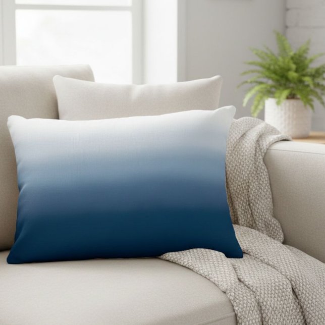 Ocean Blue Gradient Decorative Pillow - Cafécore Prydnadskudde (Skapare uppladdad)