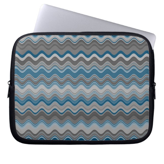 Ocean Blue Silver Grått Grått  Vågigt Zigzag Mönst Laptop Fodral (Framsidan)