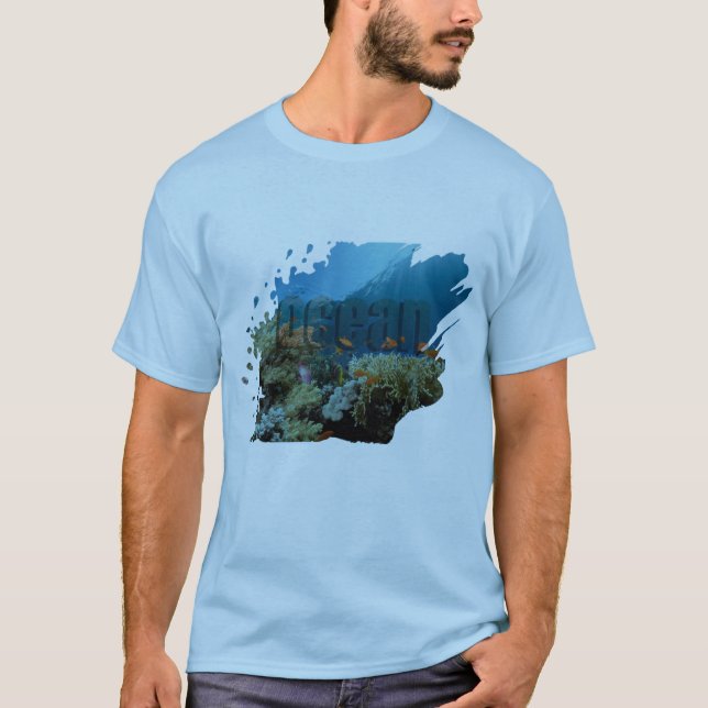 Ocean Depth – The Beauty Beneath the Surface  T Shirt (Framsida)