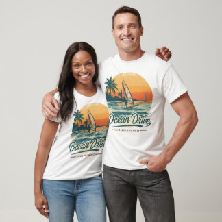 Ocean Drive Surf Solnedgång Retro Windsurfing Stra T Shirt