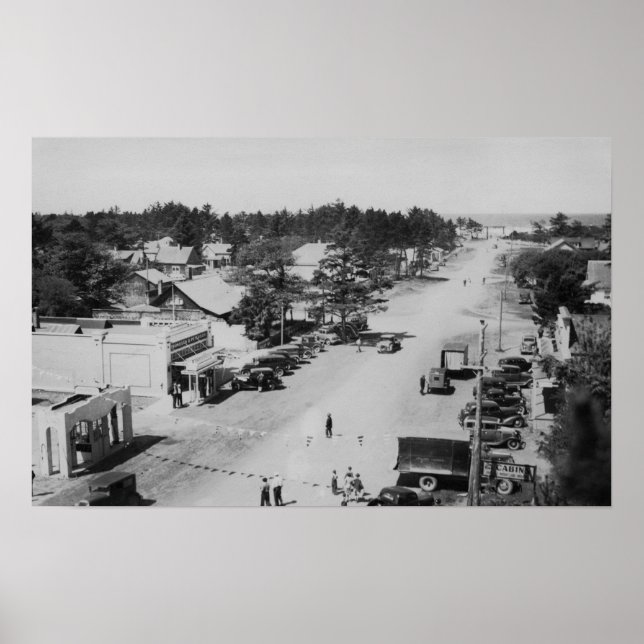Ocean Park, WA - View of Beach, Old Cars Poster (Framsidan)