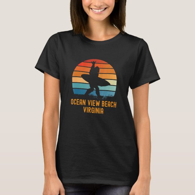 Ocean View Beach Virginia Sasquatch Souvenir T Shirt (Framsida)