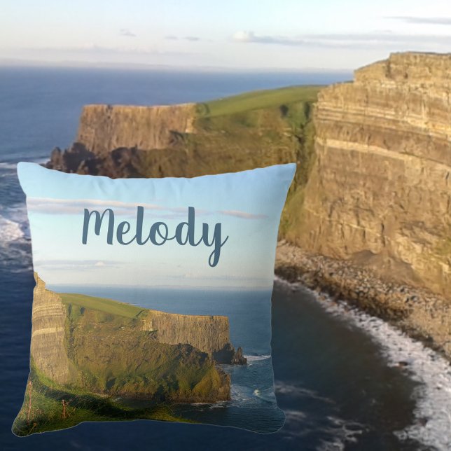 Ocean View Deep Blue Seaside Cliffs Named Photo Kudde (Front with Background)