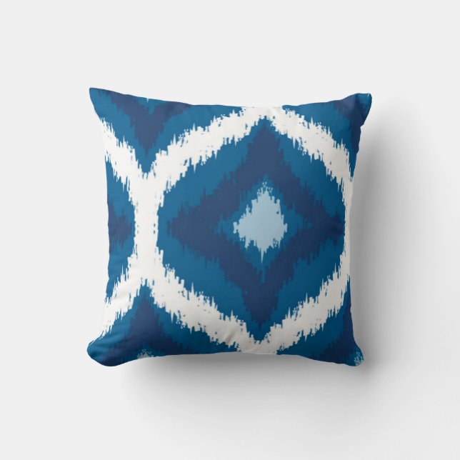 Ocean Waves Ikat Pattern Throw Pillow Kudde (Framsida)