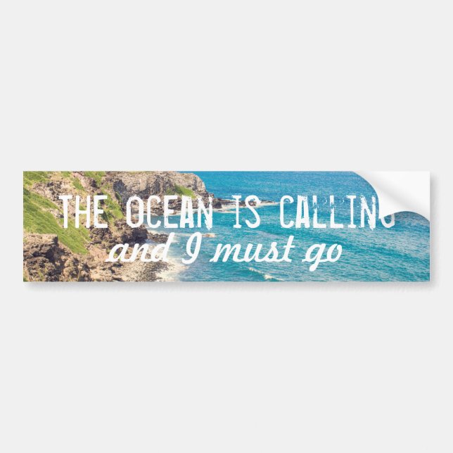 Oceanen är Calling - Maui Kusten | Bumper Sticker Bildekal (Framsidan)