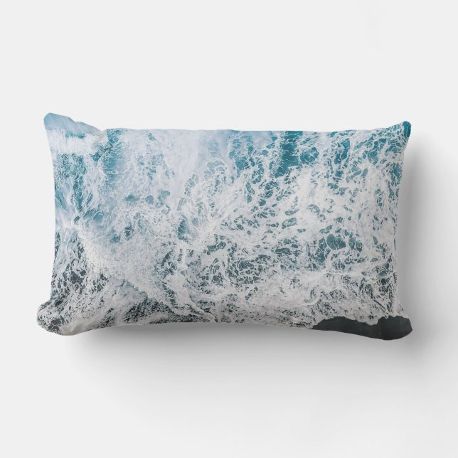 Oceanic Serenity Beach Water Pillow Lumbarkudde (Framsida)