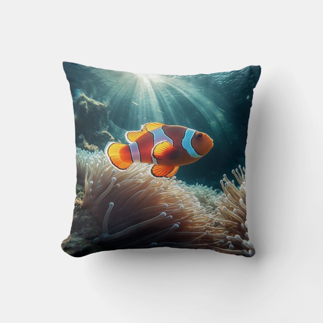 Ocean's Jewel: Clownfish Anemone Kudde (Framsida)