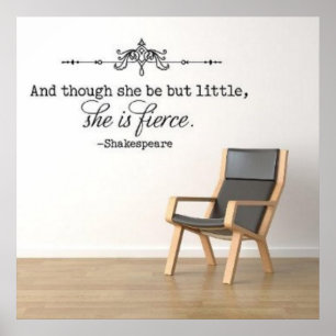 "Och även om hon bara är liten, är hon hård." Poster
